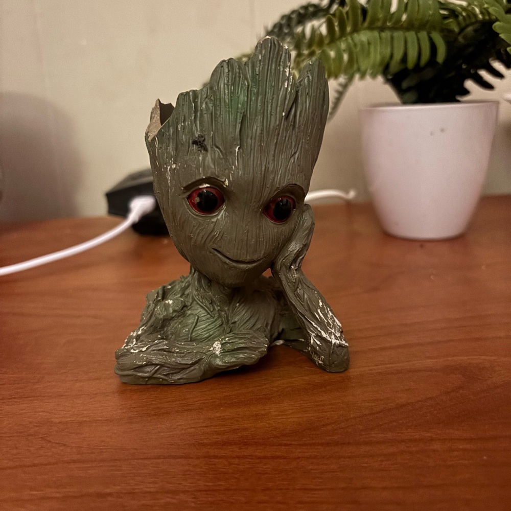 GROOT PLANT VASE